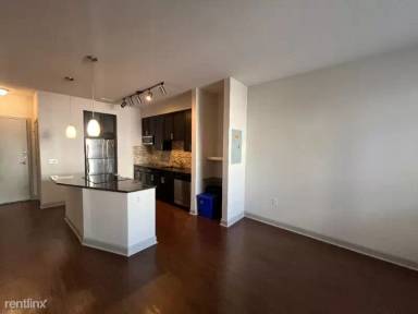 Main picture of 250 Cherokee St