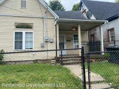 Main picture of 156 Rand Ave