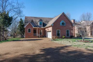 Main picture of 196 London Ln