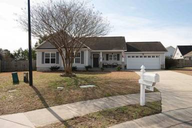 Main picture of 102 Berlin Ct