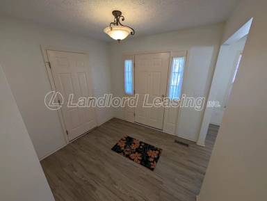 Main picture of 1417 Hollow Wood Ln