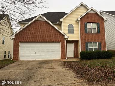 Main picture of 305 Sarasota Ln