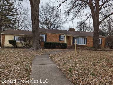 Main picture of 1028 E Linwood Cir