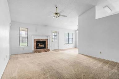 Main picture of 4203 Vicki Dr