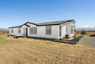 Main picture of 7441 Bowen Centers Rd