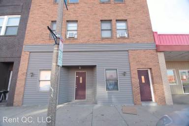 Main picture of 1022 15th Ave