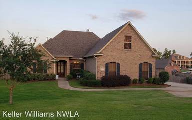 Main picture of 2525 Bloomfield Ln