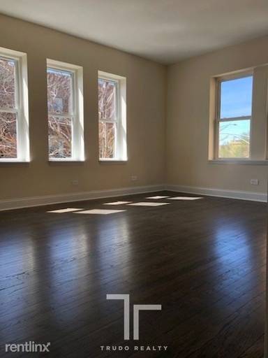 Main picture of 2359 N Drake Ave