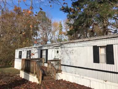 Main picture of 5888 Midway School Rd