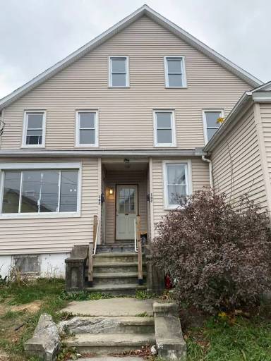 Main picture of 142 Walnut St