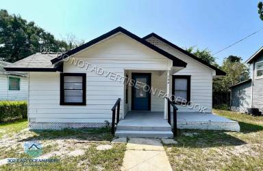 Main picture of 744 Escambia St