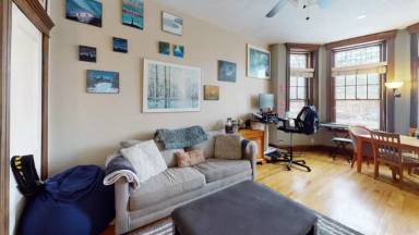 Main picture of 1868 Commonwealth Ave