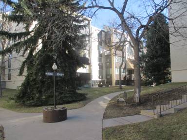 Main picture of 6940 E Girard Ave