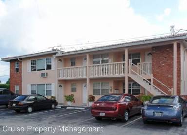 Main picture of 1810 NE 56th St