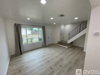 Main picture of 8900 Lanier Way