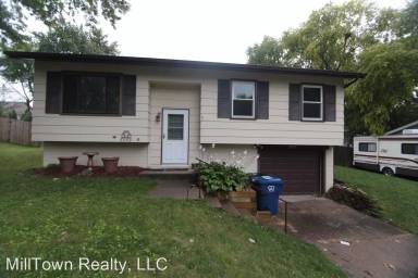 Main picture of 3227 Sunburst Dr