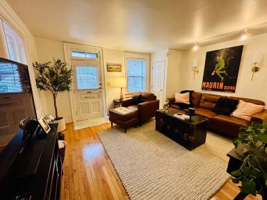 Main picture of 697 City Park Ave