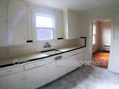 Main picture of 160 Chatsworth St