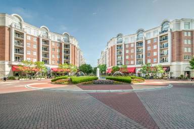 Main picture of 4620 Piedmont Row Dr