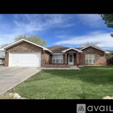 Main picture of 3201 Sunrise Ave