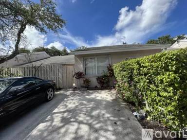 Main picture of 5143 Glencove Ln
