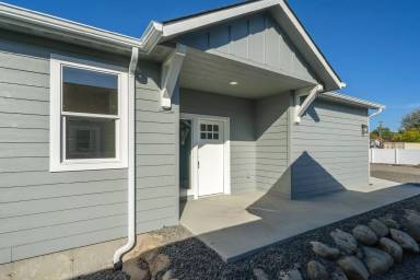 Main picture of 5118 N Stout Ct