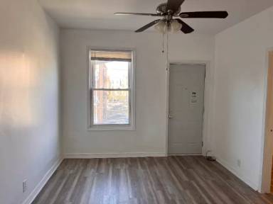 Main picture of 1356 N Greenview Ave