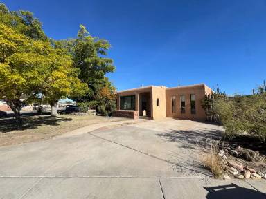 Main picture of 5800 Goliad St NW