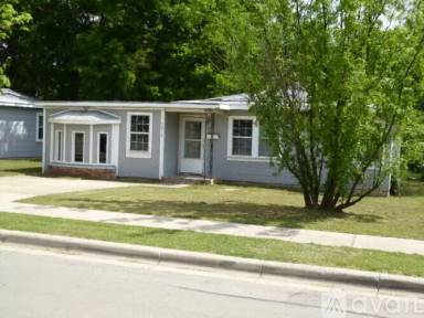 Main picture of 5717 6th Ave