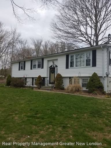 Main picture of 1029 E Lake Rd