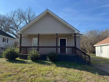 Main picture of 713 Grover St