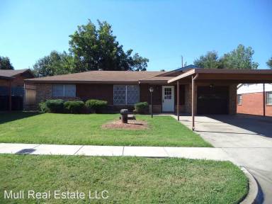 Main picture of 3002 SW 53rd St