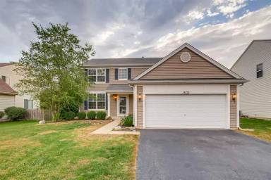 Main picture of 1832 Ness Way