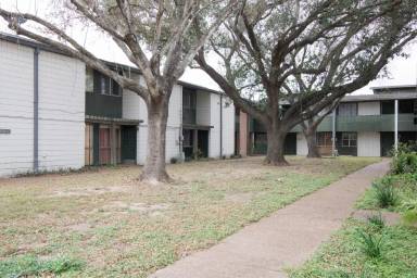 Main picture of 519 S. 4th Avenue - A6