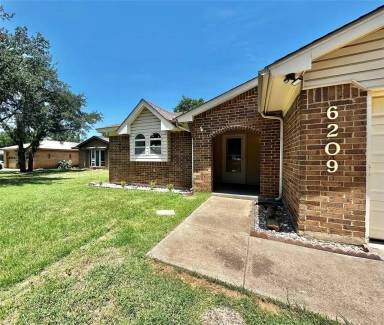 Main picture of 6209 Gayle Dr