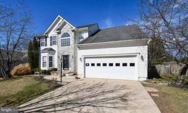 Main picture of 542 Windermere Dr