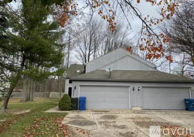 Main picture of 32762 Glen Dr