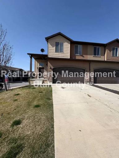 Main picture of 2477 N Garden Dr