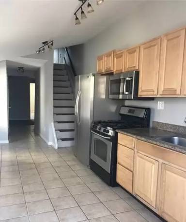 Main picture of 412 S Wolfe St