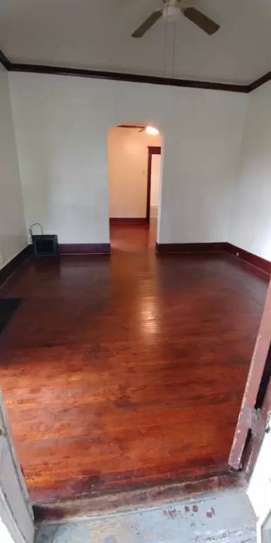 Main picture of 1 Washington St
