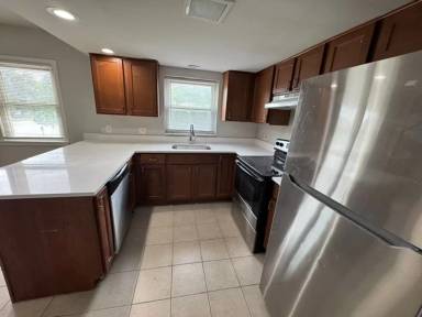 Main picture of 12710 Elm St