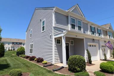 Main picture of 408 Starkey St