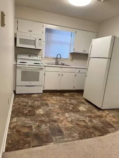 Main picture of 223 E Findlay St