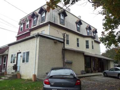 Main picture of 240 Plymouth Ave