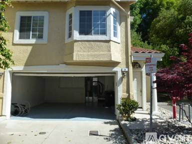 Main picture of 24 Tyrella Ct