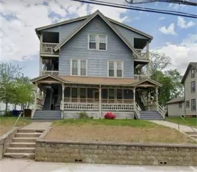 Main picture of 424 West St. - 3W