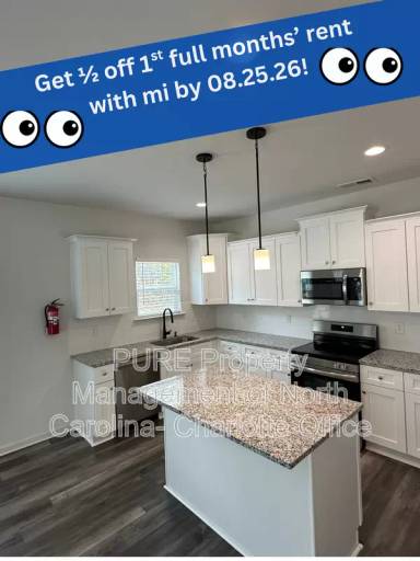 Main picture of 2649 Hemphill St