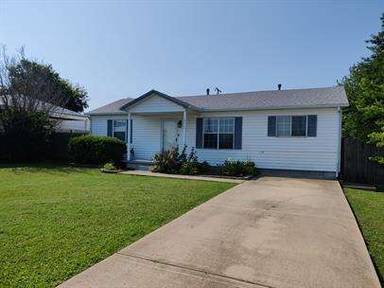 Main picture of 4300 SE 37th St