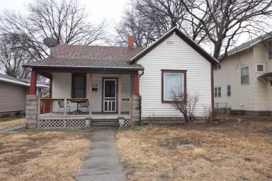 Main picture of 312 W 7th St