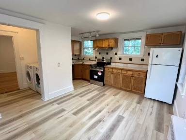 Main picture of 436 Waverley Oaks Rd